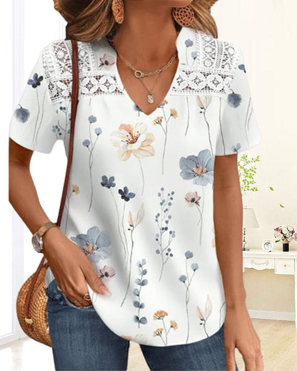 V-neck t-shirt with floral print
