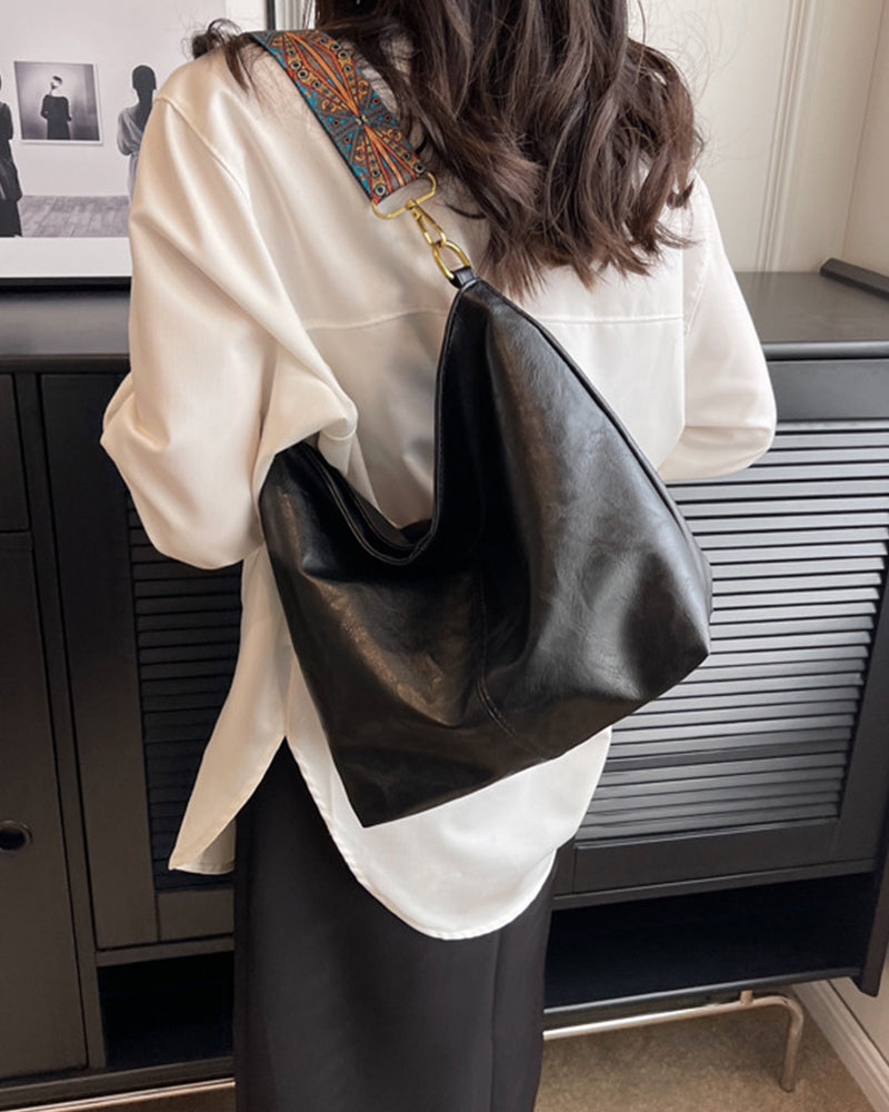 Vintage shoulder bag with wide shoulder strap