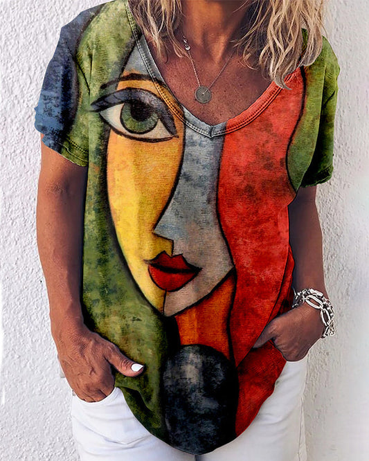 Short-sleeved T-shirt with an abstract face print