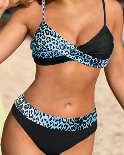Sexy leopard print bikinis