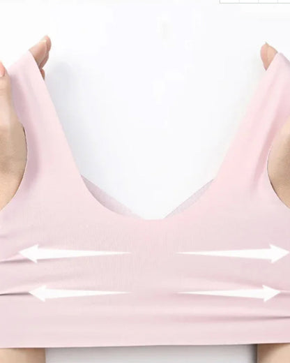 Soft, breathable underwear without underwire 