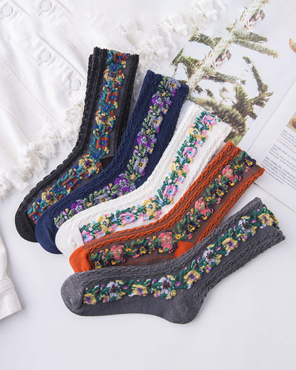 Vintage Floral Embroidery Socks (5 Pairs)