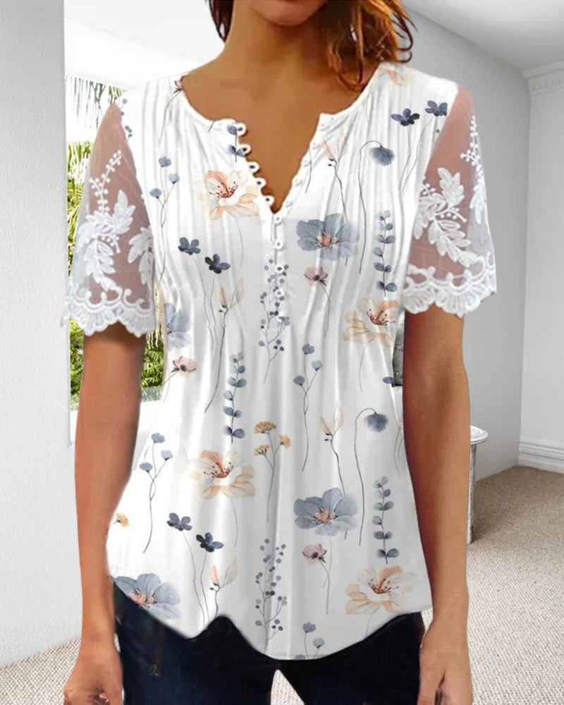 Short sleeve t-shirt with floral print