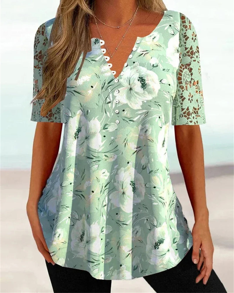 Printed blouse with V-neck and short lace sleeves