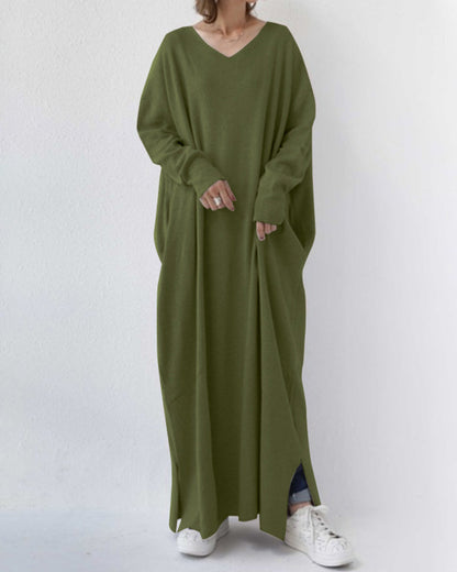 Swing dress with v-neck and long sleeves