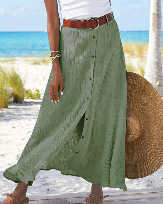 Long skirt with slit in one color