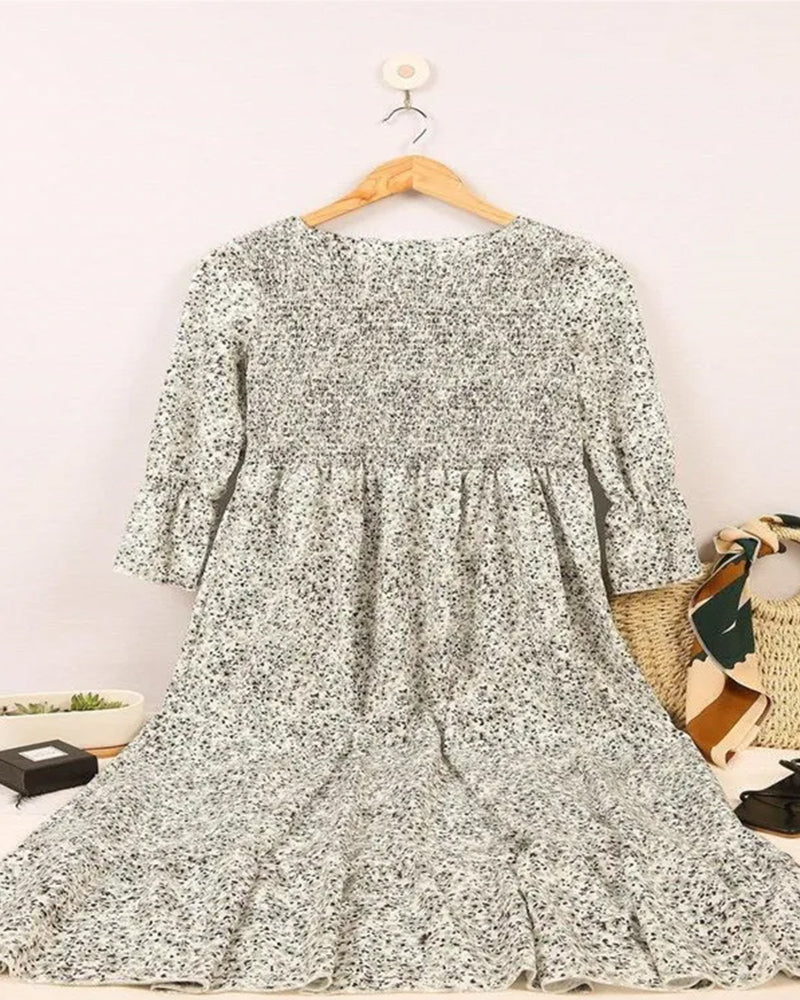 Round neck dress with floral print