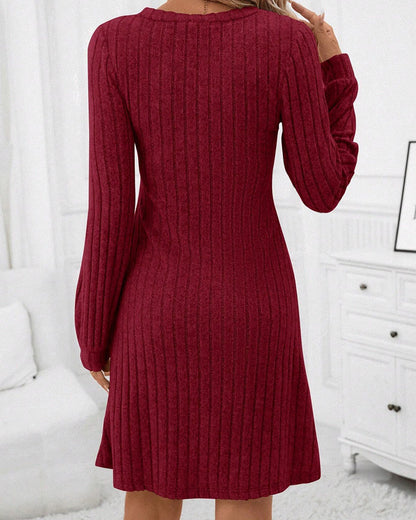 Ribbed solid color V-neck dress