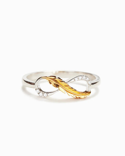Classic two-tone spring ring