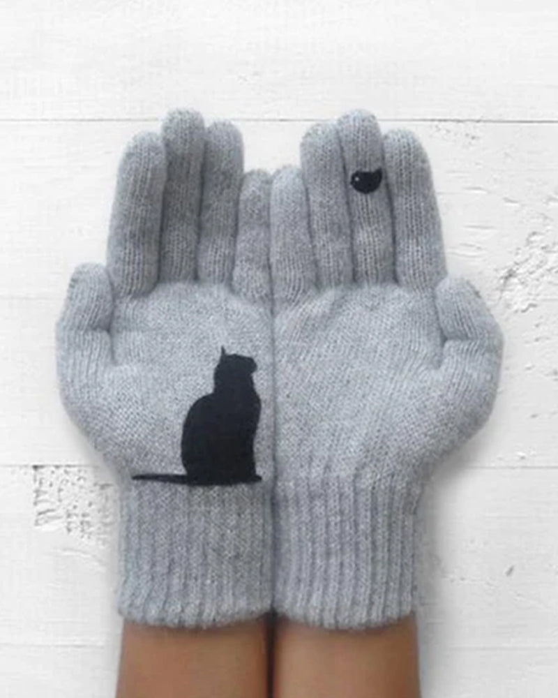 Cotton gloves with a cat 