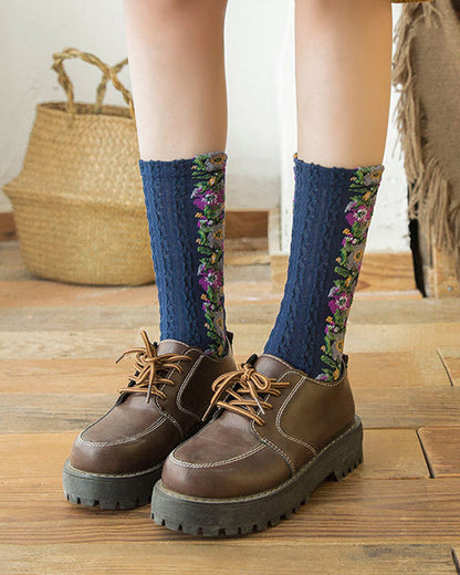 Vintage Floral Embroidery Socks (5 Pairs)