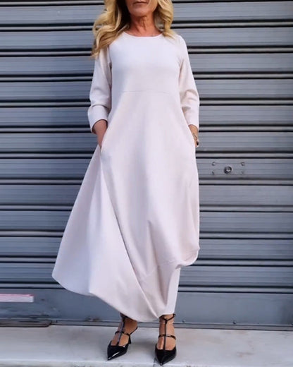 Simple plain pocket dress