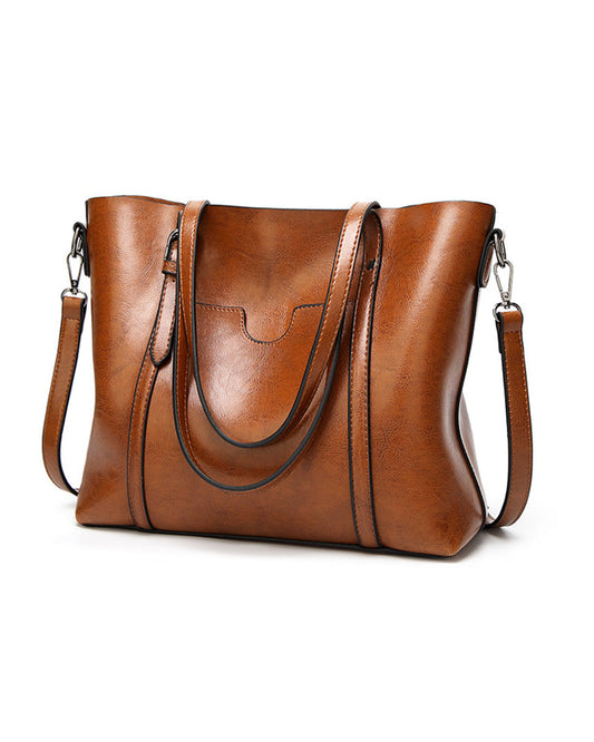 Crossbody bag with one shoulder