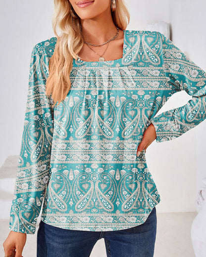 Printed top with a square neckline