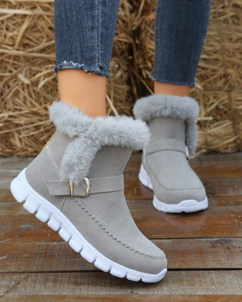 Plain, warm snow boots