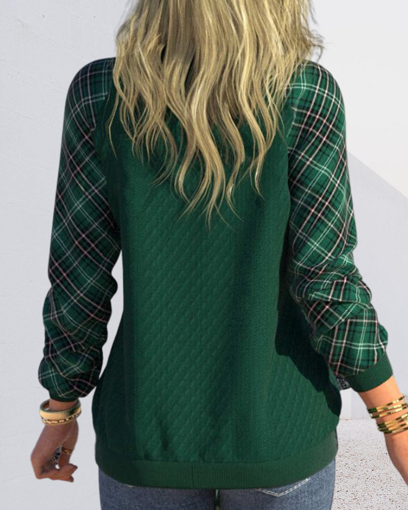 Checked sweatshirt with a V-neck and long sleeves