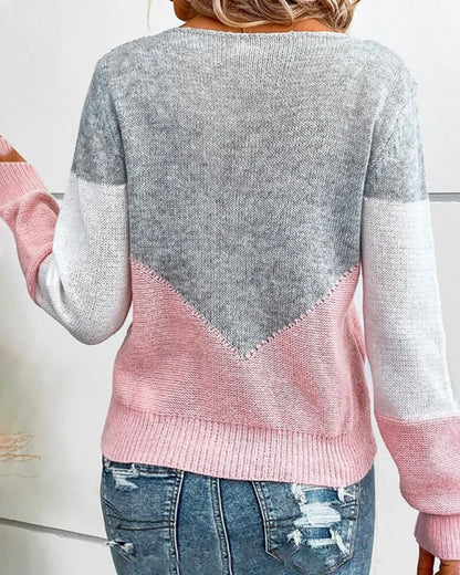 Contrasting hollow sweater with a crew neck