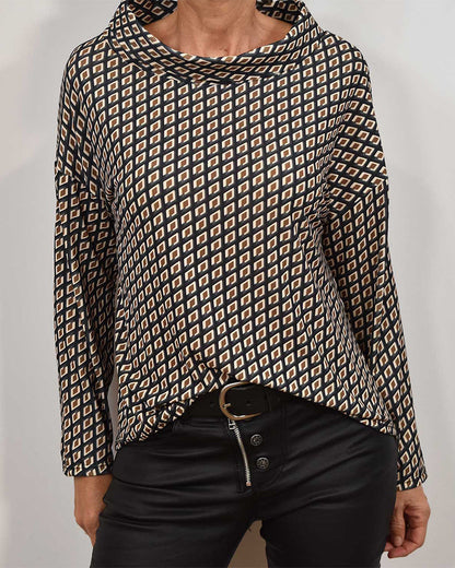 Top with stand-up collar in a retro geometry print