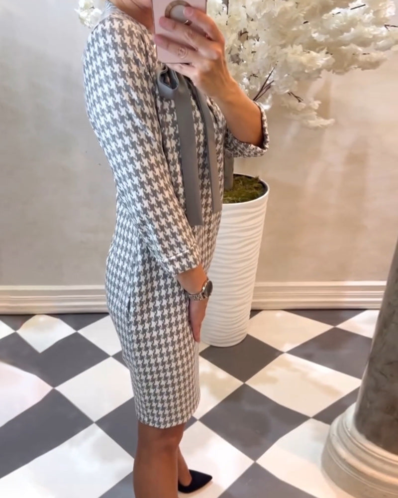 Dress with elegant style and houndstooth pattern