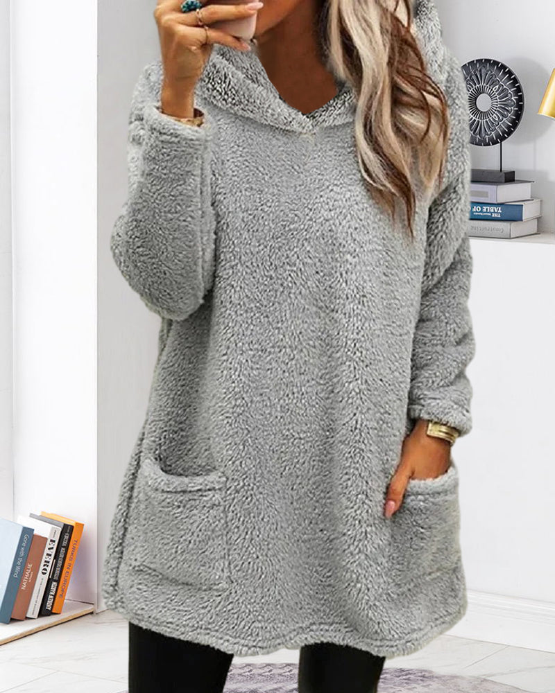 Women's fluffy oversized plush hoodie with long sleeves with pockets