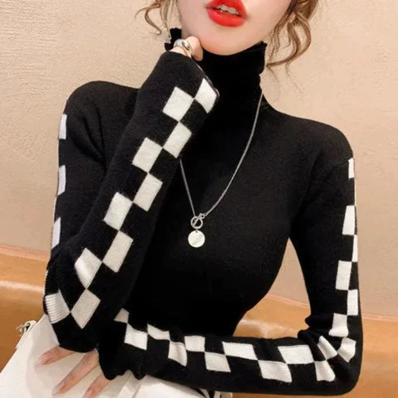 ROLL NECK SWEATER WITH CHECKED PATTERN