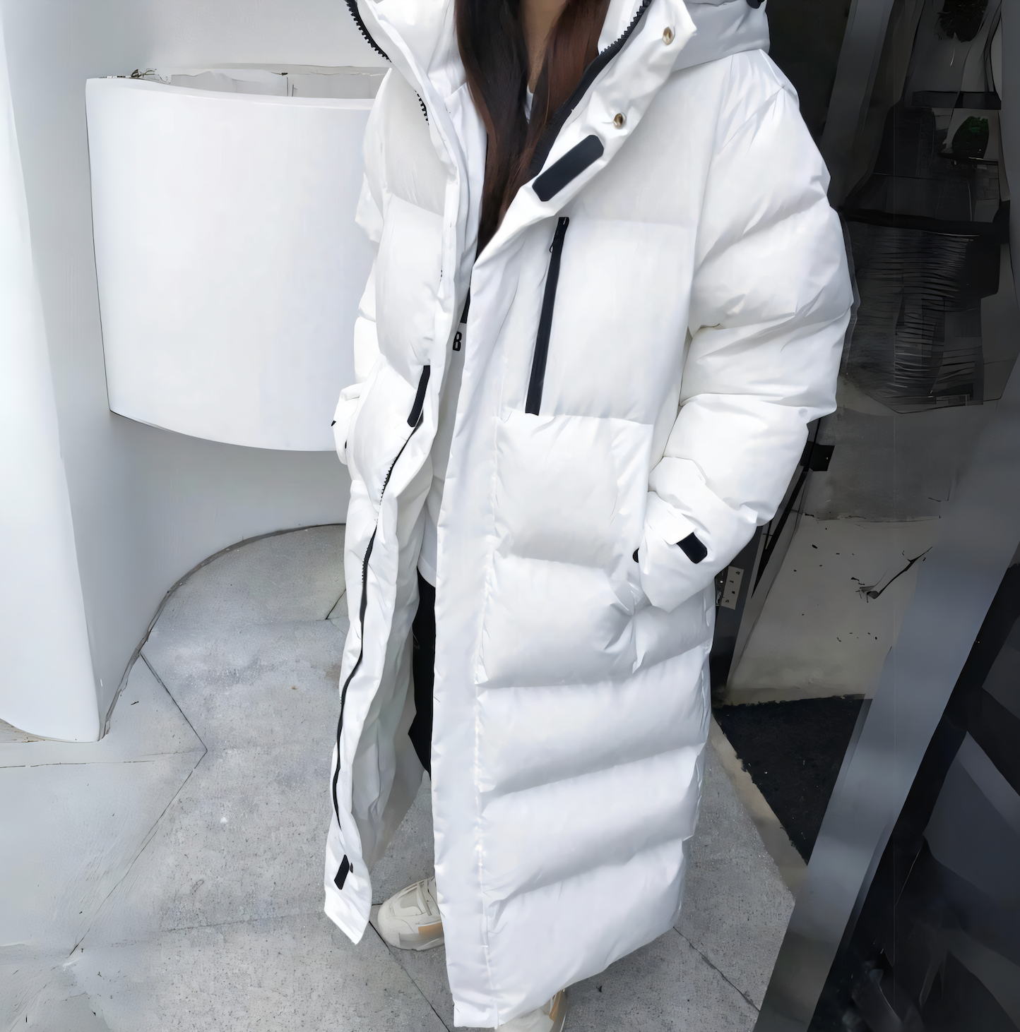 Windproof long jacket with hood for winter
