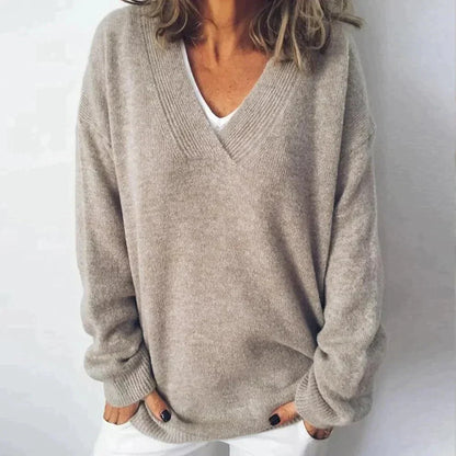 Fashionable cashmere comfort sweater